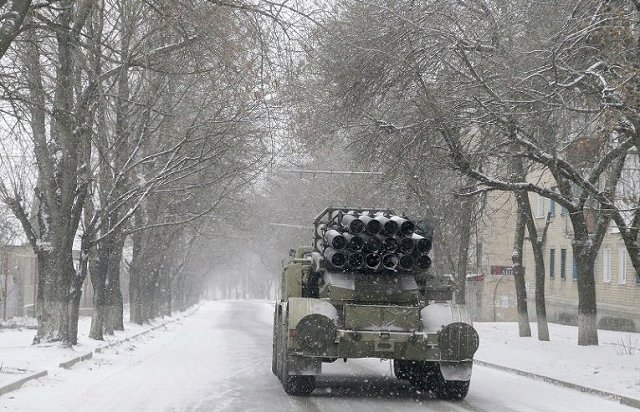 Обстановка на линии фронта в Донбассе обостряется